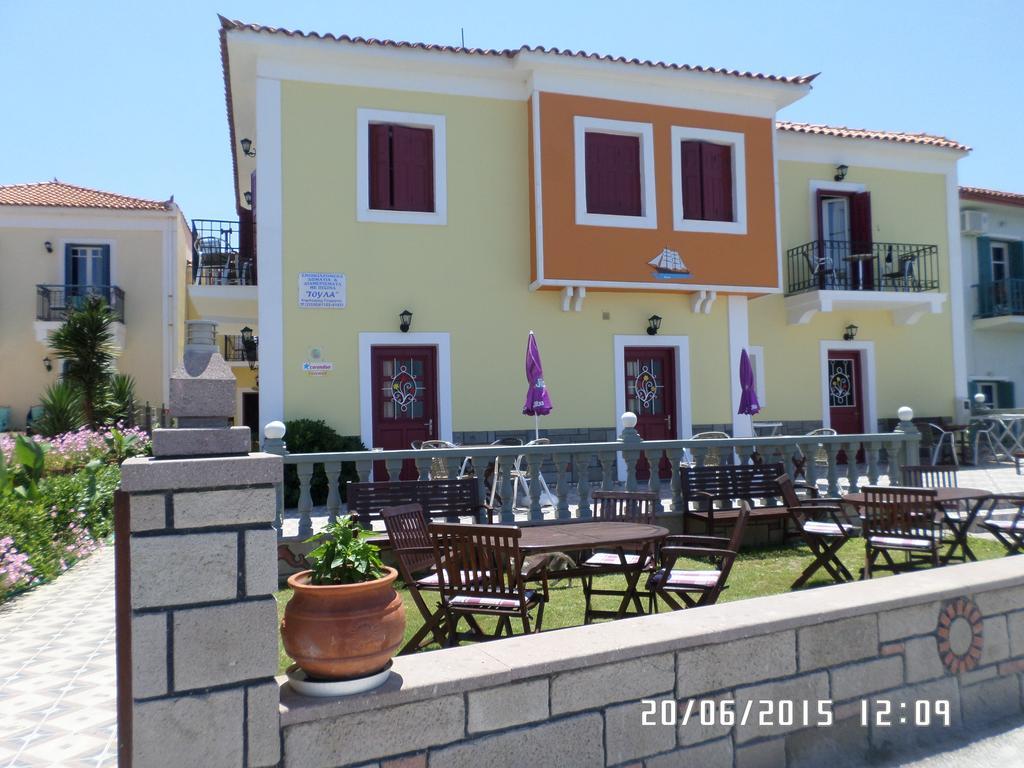 Apartment Toula Petra  Exterior foto