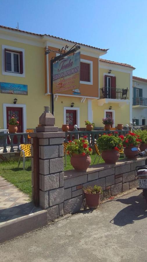 Apartment Toula Petra  Exterior foto